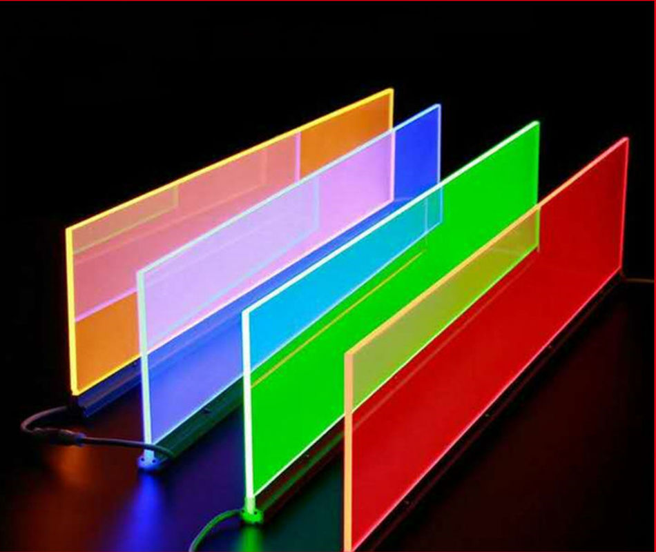 2mm 3mm 4mm 5mm 10mm LPG Lichtleiter-Platten-Sondergröße formen das Punktieren von Transparenz Lasers 98%